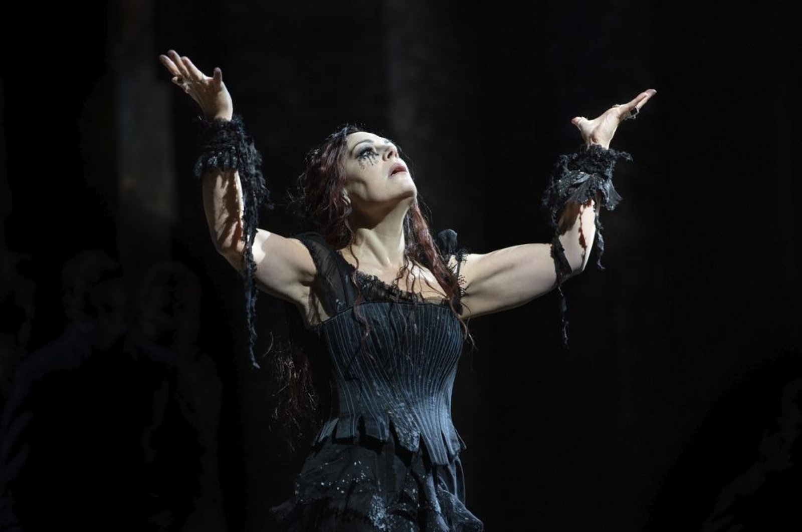 Bertemu Opera untuk mengawali musim dengan epik balas dendam Yunani ‘Medea’