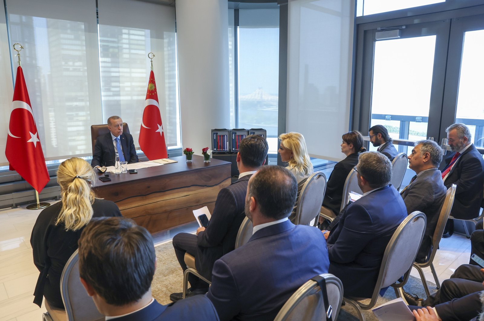 President Recep Tayyip Erdoğan meets with Turkish press members, New York, U.S., Sept. 20, 2022. (AA Photo)