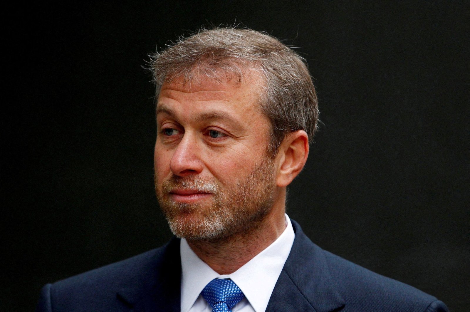 Russian billionaire and then-owner of Chelsea Roman Abramovich arrives at a division of the High Court, London, England, Oct. 31, 2011. (Reuters File Photo)