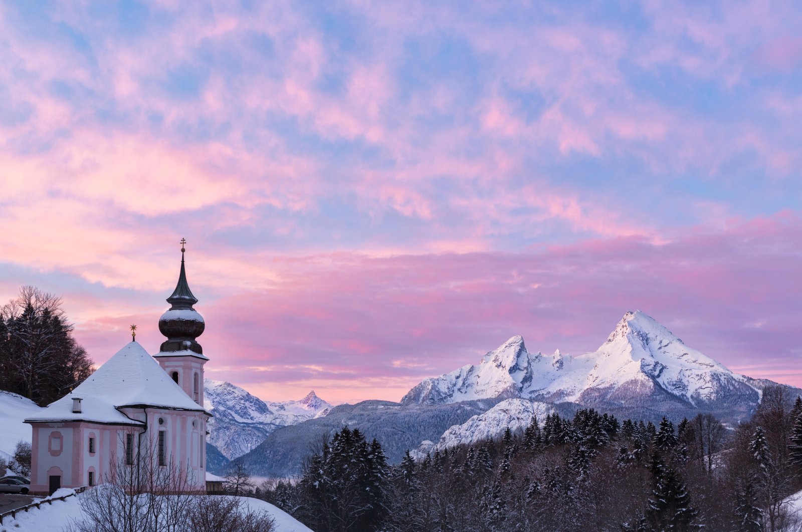 A view of the Germany Alps&#039; famous Watzmann mountain summit with the Church of Maria Gern in the foreground, Bavaria, Germany, Feb. 3, 2015. (Alamy via Reuters)