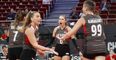 Turkish national team players celebrate win over South Korea, Gdnask, Poland, Sept. 27, 2022. (AA Photo)