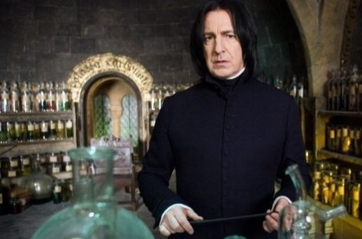 Dikenal sebagai Profesor Snape, buku harian Alan Rickman akan diterbitkan