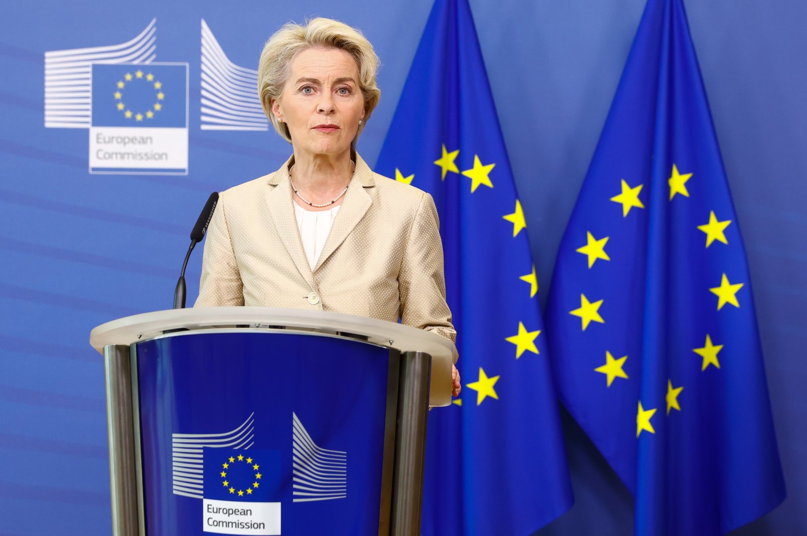 European Commission President Ursula von der Leyen holds a joint press statement to announce a new package of &#039;biting&#039; sanctions against Russia at the European Commission in Brussels, Belgium, Sept. 28, 2022. (EPA Photo)