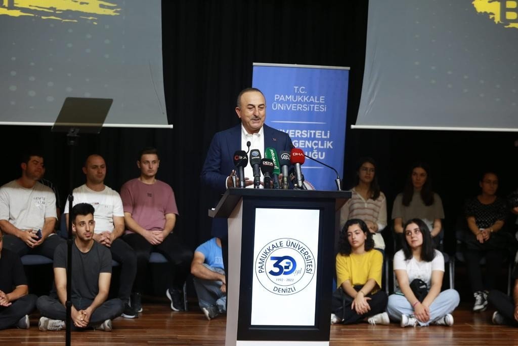 Foreign Minister Mevlüt Çavuşoğlu speaks at a youth gathering at the Pamukkale University, Sept. 29, 2022. (IHA Photo)