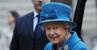 Britain's Queen Elizabeth II arrives at the Royal Commonwealth Society to receive the Jubilee Time Capsule in London, Britain, Nov. 14, 2012. (EPA)