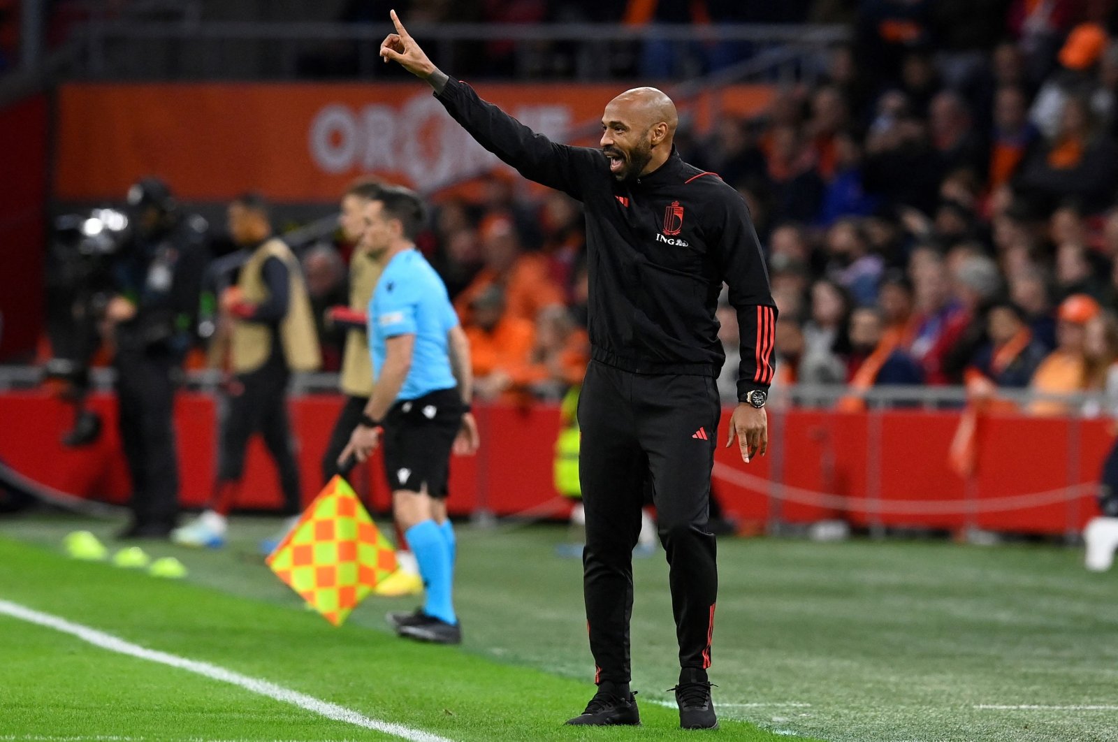 Belgium&#039;s assistant coach Thierry Henry gestures during the UEFA Nations League match between The Netherlands and Belgium, at Johan Cruyff Arena. Amsterdam, Sept. 25, 2022. (AFP Photo)