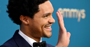 South African comedian Trevor Noah arrives for the 74th Emmy Awards at the Microsoft Theater in Los Angeles, California, Sept.12, 2022. (AFP)