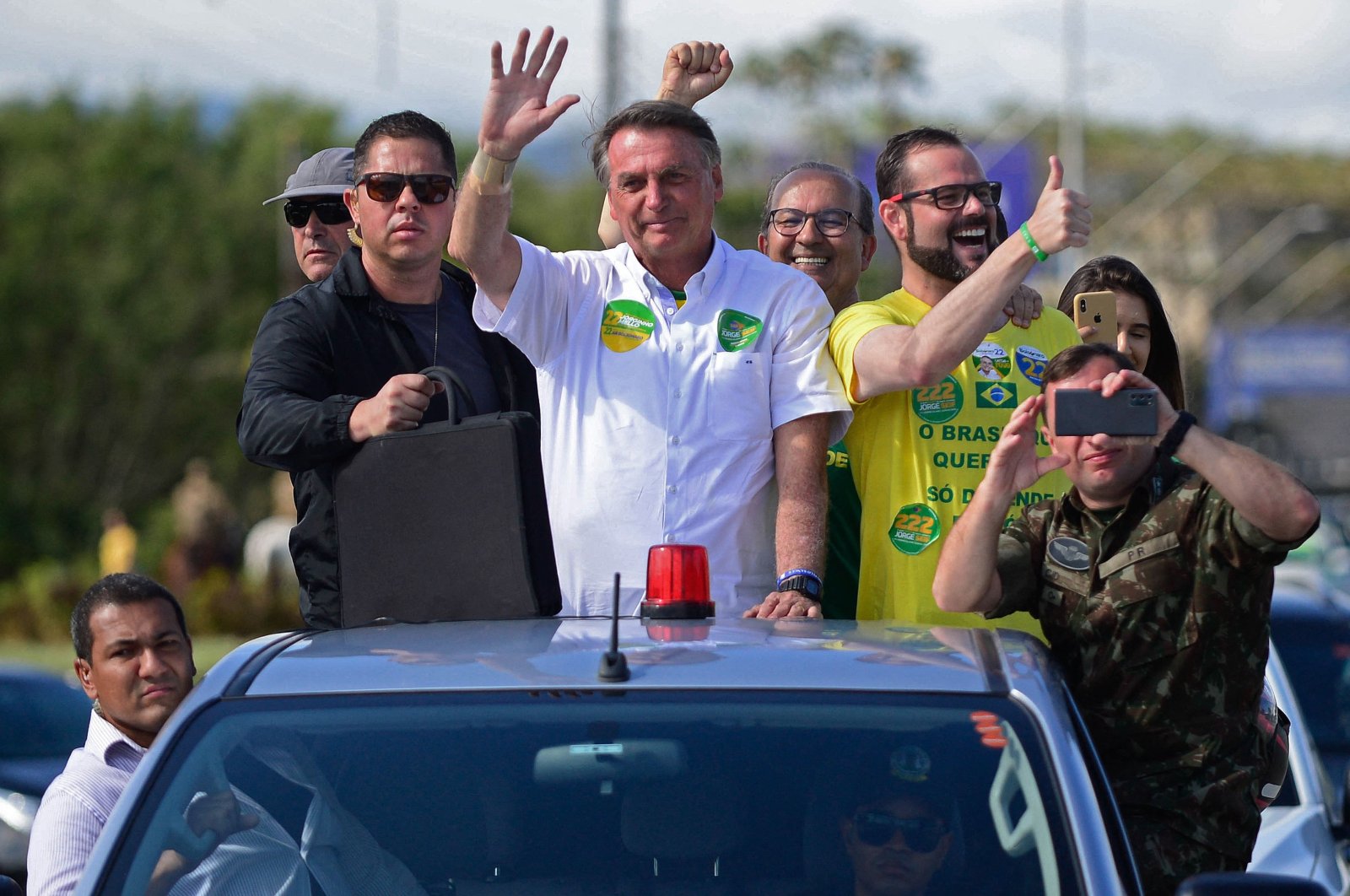 Brasil menuju jajak pendapat bersejarah dengan Lula menghadapi Bolsonaro