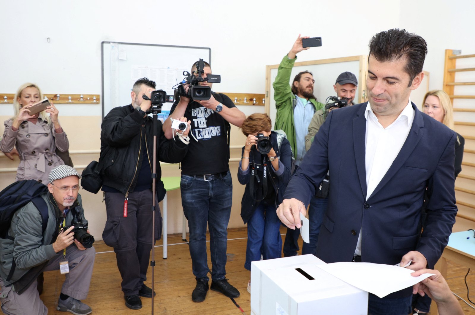 Kiril Petkov, leader of the centrist We Continue the Change (PP) party, votes during a general election, at a polling station, Sofia, Bulgaria, Oct. 2, 2022. (REUTERS Photo)