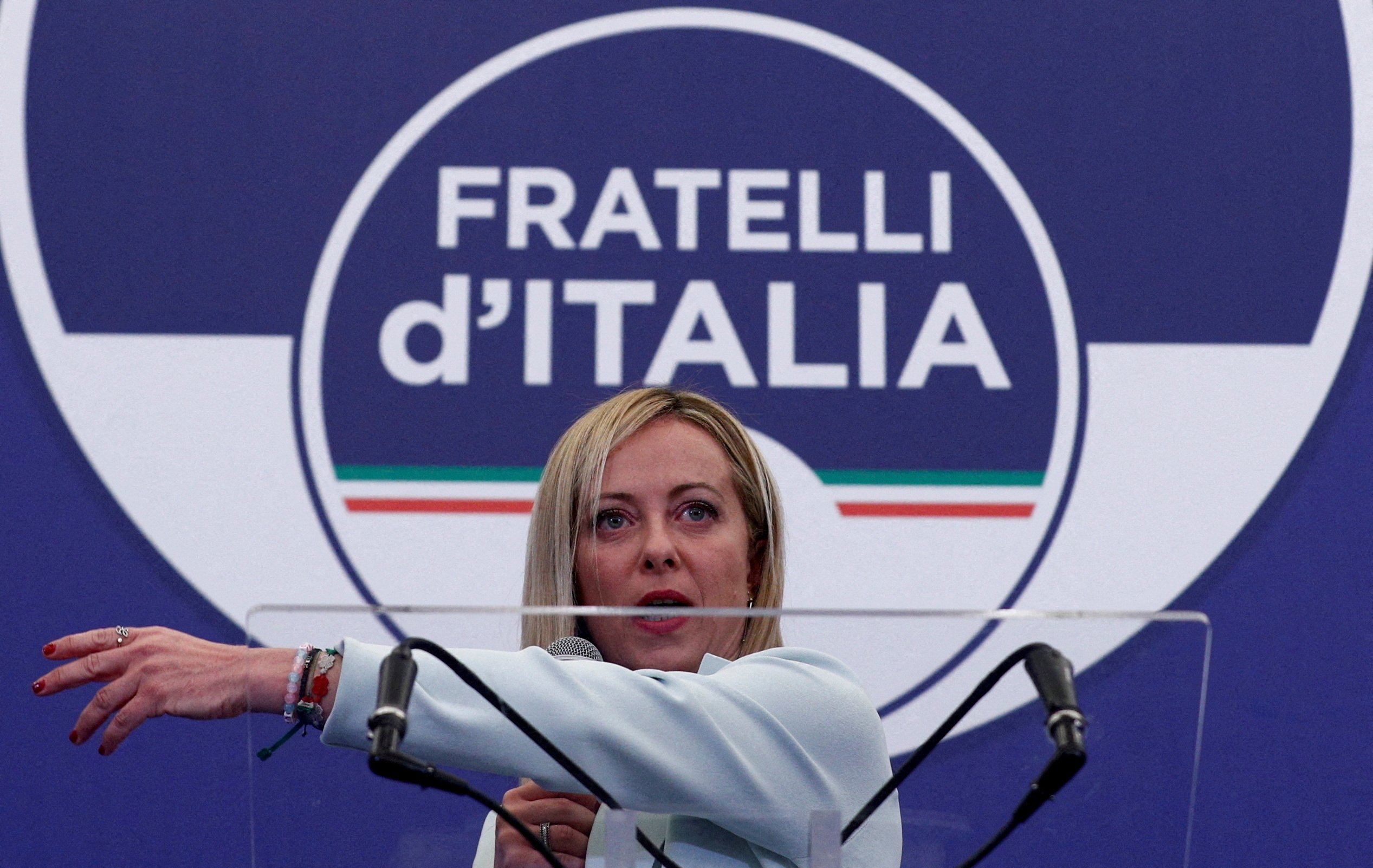 Pemimpin Frater Italia Giorgia Meloni berbicara di markas malam pemilihan partai, di Roma, Italia, 26 September 2022. (Foto Reuters)