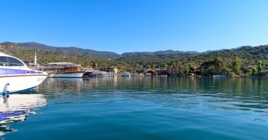 The town of Üçağız, in Antalya, Türkiye. (Photo by Özge Şengelen)