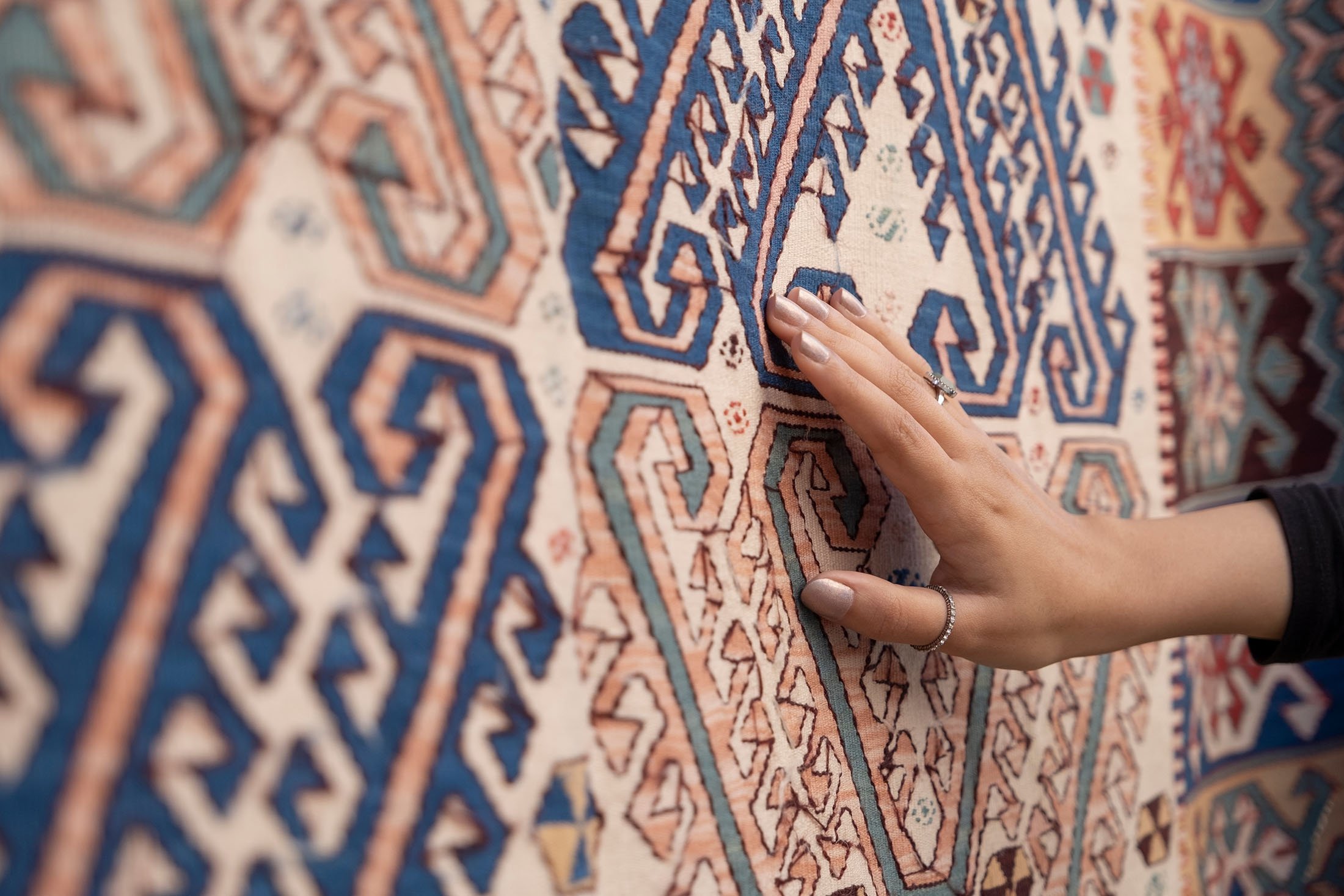 Menenun karpet sudah setua waktu dalam budaya Turki.  (Foto Shutterstock)