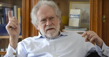 Austrian quantum mechanics physician Anton Zeilinger during an interview with Austrian news agency APA at the Physic's University in Universitat Vienna, in Vienna, Austria, May 6, 2015. (AFP Photo)