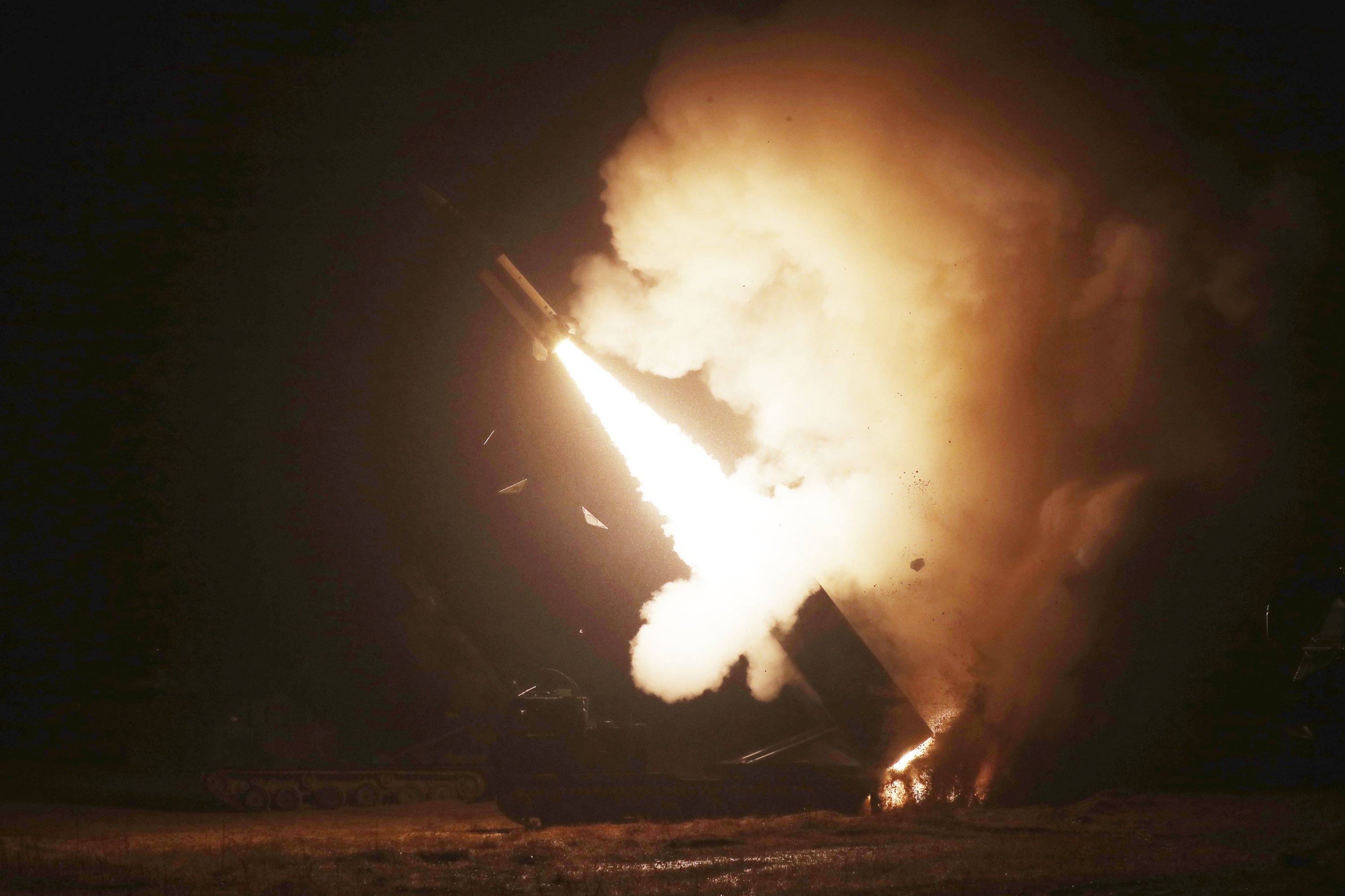 South Korea, US respond to with 4 missiles off east coast | Daily Sabah