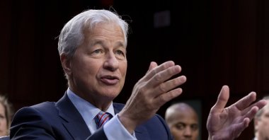Chairperson and CEO of JPMorgan Jamie Dimon testifies during the U.S. Senate Banking, Housing, and Urban Affairs Committee hearing entitled 'Annual Oversight of the Nation's Largest Banks', on Capitol Hill in Washington, D.C., Sept. 22, 2022.  (EPA File Photo)