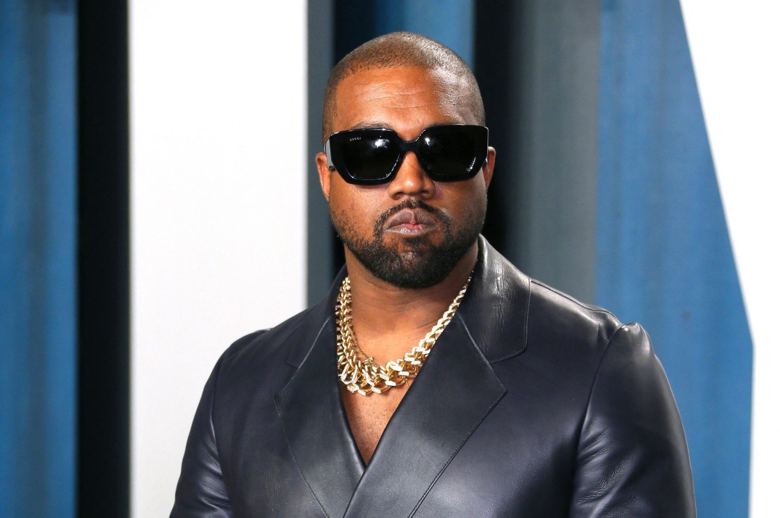 Akun media sosial Kanye West dilarang karena posting ofensif