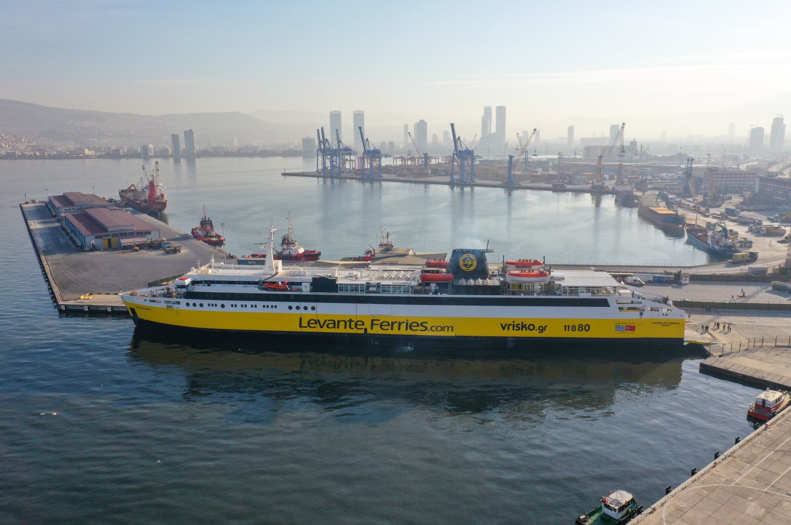 The ferry “Smyrna di Levante” is seen at the Port of Izmir after arriving from the northern Greek port city of Thessaloniki, in Izmir, western Türkiye, Oct. 11, 2022. (AA Photo)