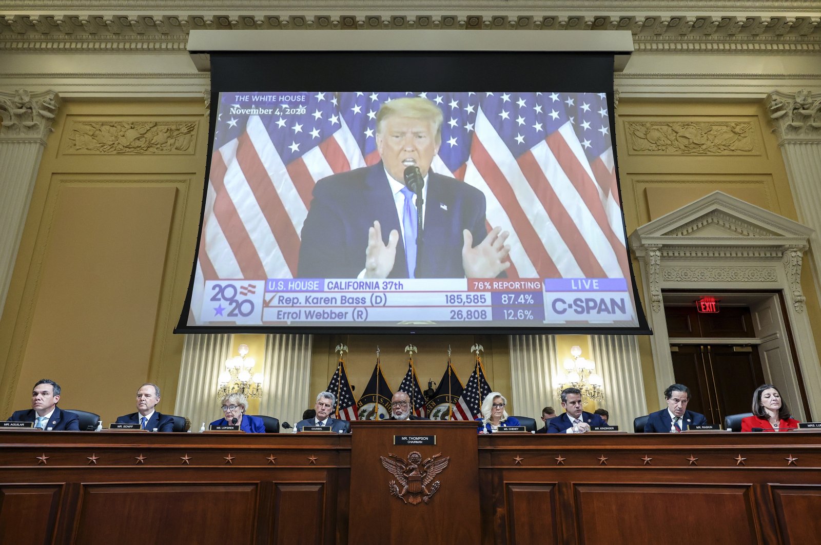 Komite DPR AS memanggil Trump untuk kesaksian tentang serangan Capitol