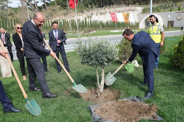 Kalyon Holding menghembuskan kehidupan ke Türkiye dengan kampanye pohon