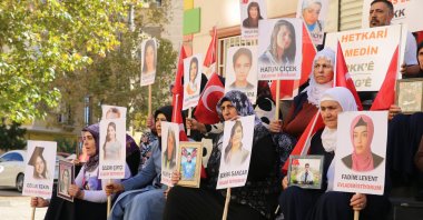 Families protesting the abduction of their children by the PKK are seen in front of the Peoples&#039; Democratic Party (HDP) headquarters in southeastern Diyarbakır, Türkiye, Oct.11, 2022 (AA Photo)