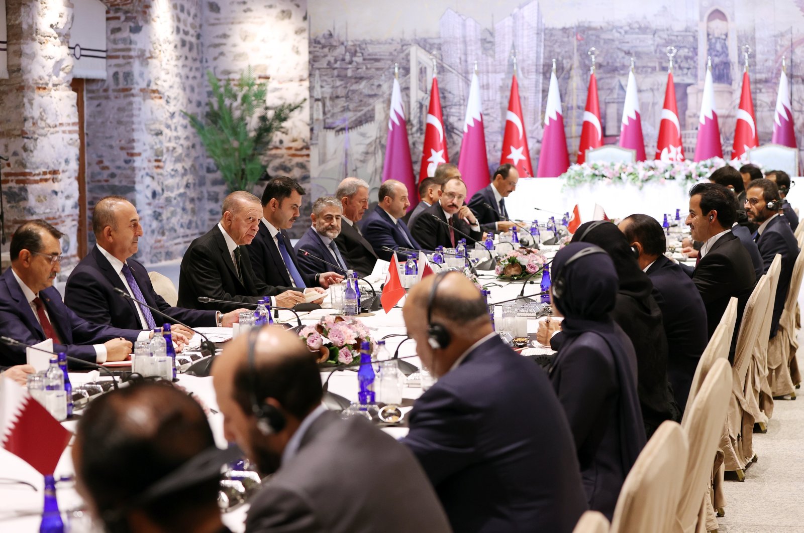 President Recep Tayyip Erdoğan and Qatar&#039;s Emir Sheikh Tamim bin Hamad Al Thani chair the eigth meeting of the Strategic Committee in Istanbul, Türkiye, Oct. 14, 2022. (AA Photo)