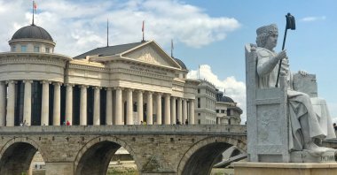 The Archaeology Museum and the Art Bridge, Skopje, North Macedonia. (Photo by Özge Şengelen)