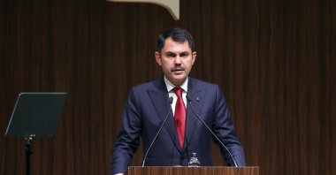 Minister of Environment, Urbanization and Climate Change Murat Kurum speaks at the Environment Forum, in Istanbul, Türkiye, Oct. 20, 2022. (AA PHOTO)
