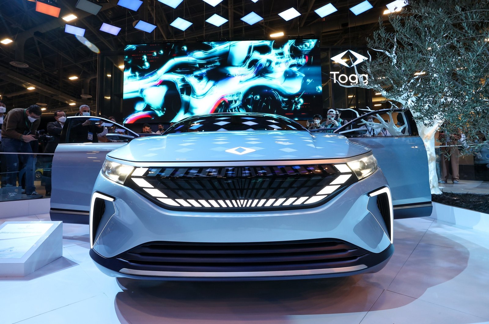 Togg&#039;s &quot;Transition Concept&quot; electric vehicle after its unveiling during CES 2022 at the Las Vegas Convention Center in Las Vegas, Nevada, U.S., Jan. 5, 2022. (AA Photo)