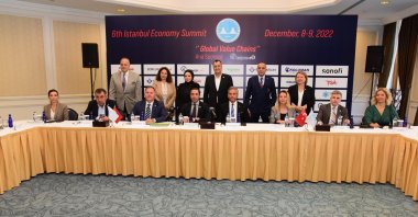 Istanbul Economic Summit Chairperson of the Executive Board Abdullah Değer (4th L) and other executives pose for a photo during a meeting, in Istanbul, Türkiye, Oct. 25, 2022. (Courtesy of Istanbul Economy Summit)