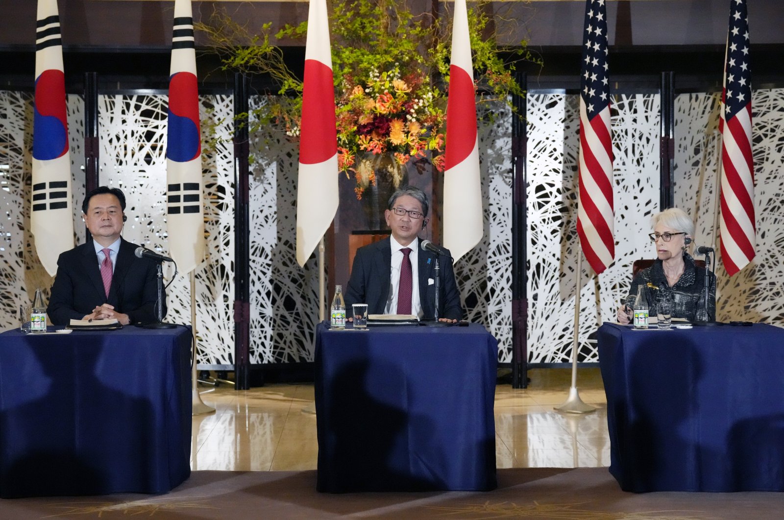 Japanese Vice Minister for Foreign Affairs Takeo Mori (C), U.S. Deputy Secretary of State Wendy Sherman (R) and South Korea&#039;s First Vice Minister of Foreign Affairs Cho Hyundong (L) attend a joint press conference, Tokyo, Japan, Oct. 26, 2022. (EPA Photo)