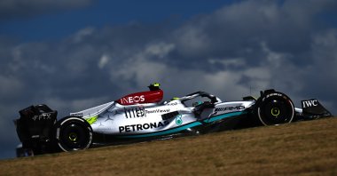 Lewis Hamilton of Great Britain driving the (44) Mercedes AMG Petronas F1 Team W13 on track during the U.S. F1 Grand Prix in Austin, Texas, Oct. 23, 2022. (Getty Images Photo)