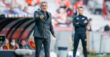 Then Türkiye national team coach Şenol Güneş during a World Cup Qualifier against Montenegro, Istanbul, Türkiye, Sept. 01, 2021. (Getty Images Photo)