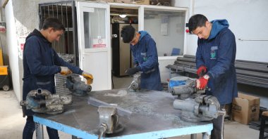 Students at a vocational school produce basketball hoops, in Nevşehir, central Türkiye, Oct. 23, 2022. (AA Photo)