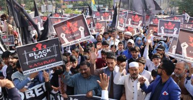 Kashmiris shout slogans as they mark 'Black Day' to show solidarity with Kashmiris living in Indian-administered Kashmir, in Muzaffarabad, Pakistan-administered Kashmir, Pakistan, 27 October 2022. (EPA Photo)