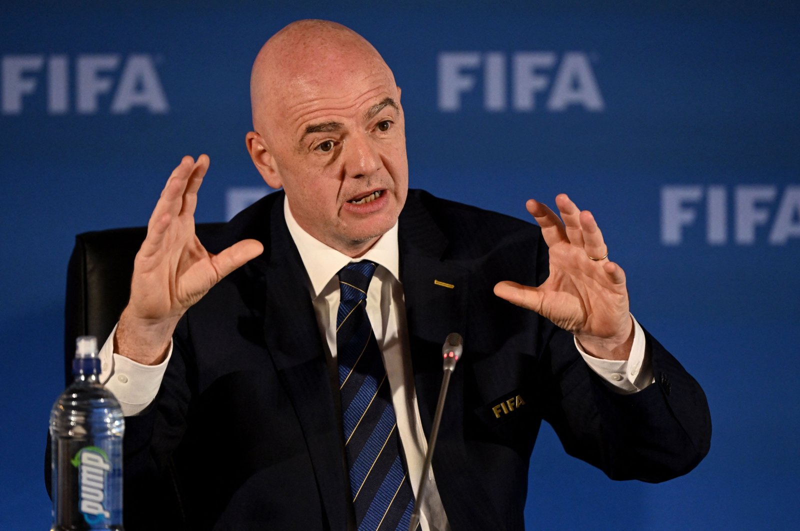 Gianni Infantino, president of football&#039;s world governing body FIFA, attends a press conference following the FIFA Council meeting, Auckland, New Zealand, Oct. 22, 2022. (AFP Photo)