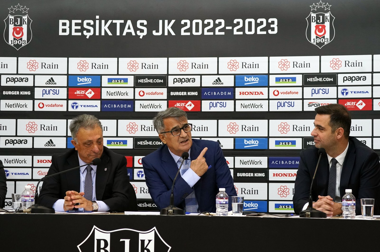 Beşiktaş mengkonfirmasi penunjukan mantan manajer enol Güneş sebagai pelatih kepala