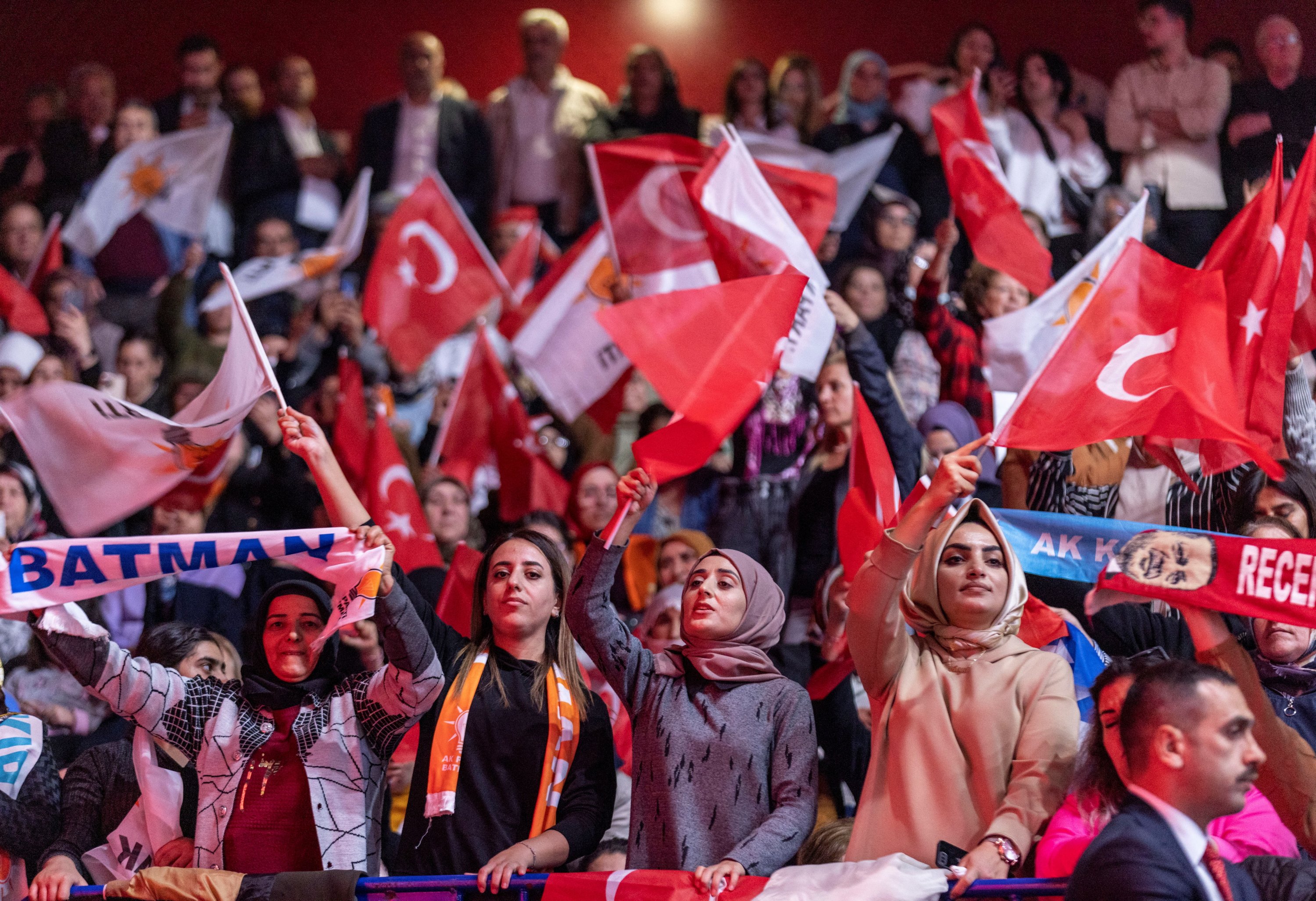 Supporters of President Recep Tayyip Erdoğan cheer at the 