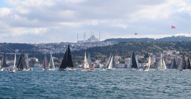 Boats take part in the 3rd Presidential International Yacht Races, Istanbul, Türkiye, Oct. 29, 2022. (AA Photo)