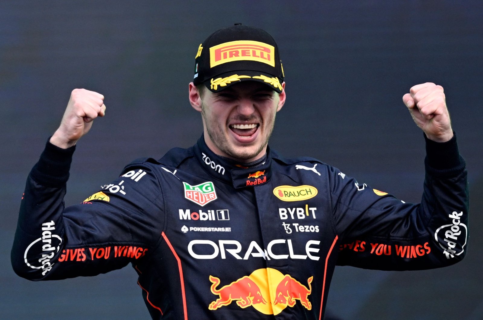 Red Bull&#039;s Max Verstappen celebrates winning the F1 Mexico GP, Mexico City, Mexico, Oct. 30, 2022. (AFP Photo)