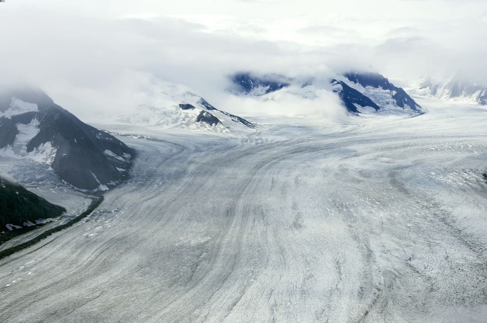 Atlet menemukan kamera penjelajah terkenal di gletser 85 tahun kemudian