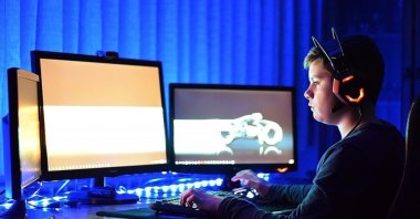 Despite the fact that there are several risks associated with using the internet, most parents are not aware of the issues or dangers their children may encounter. (AA Photo)