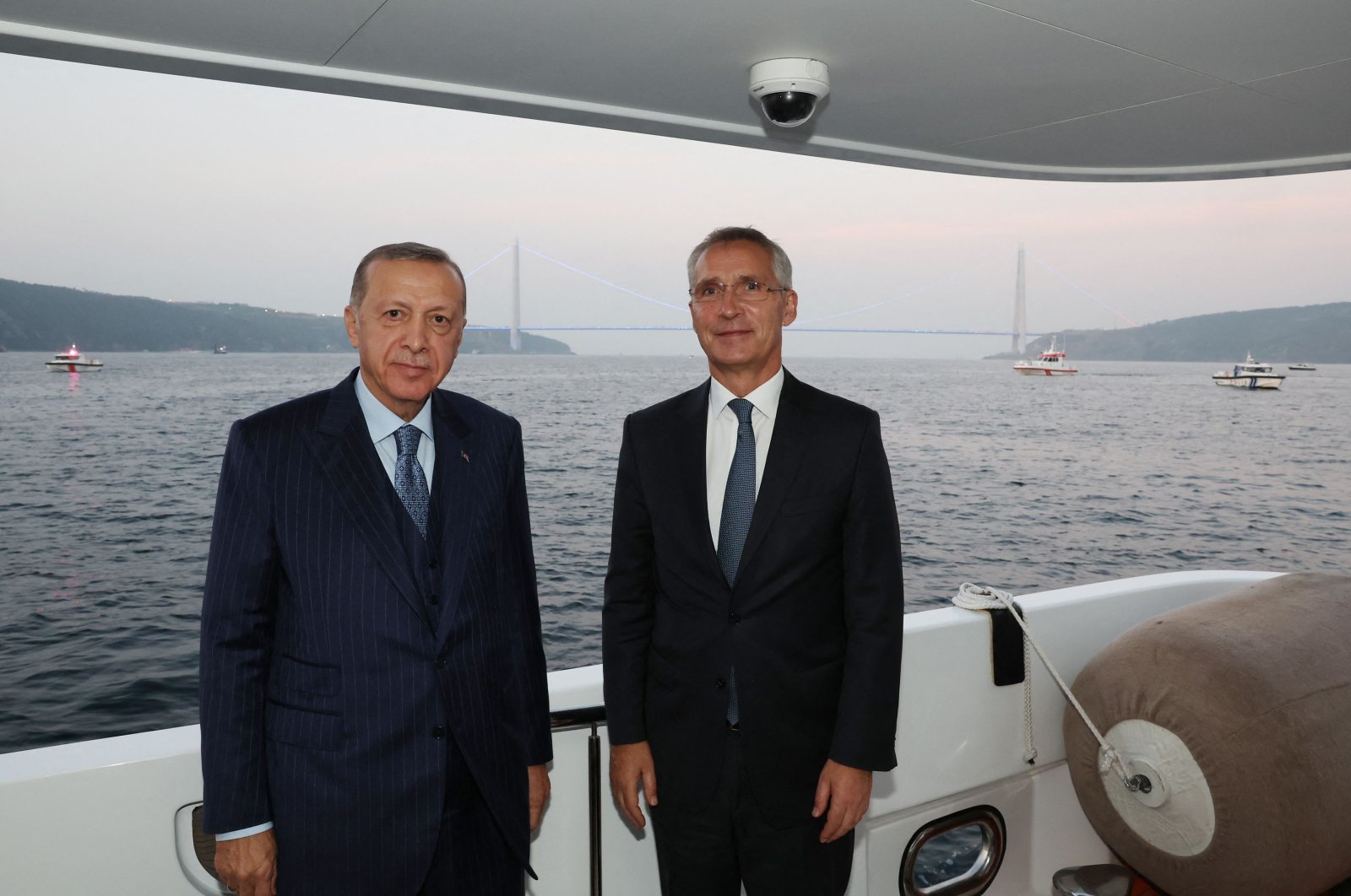 President Recep Tayyip Erdoğan (L) and NATO Secretary-General Jens Stoltenberg (R) pose during their meeting in Istanbul, Türkiye, Nov. 4, 2022. (AFP Photo)