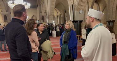The Fatih Mosque in Amsterdam, the capital of the Netherlands, opened its doors to more than a thousand non-Muslim visitors this year at the annual &quot;Night of Museums&quot; event, Amsterdam, Netherlands, Nov. 5, 2022. (AA Photo)