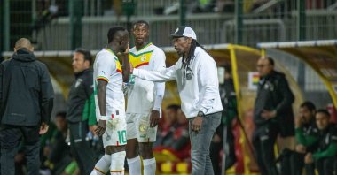 Fode Ballo-Toure, Sadio Mane and coach Aliou Cisse of Senegal during the international friendly match between Senegal and Bolivia at Omnisports Stadium Source, Orleans, France, Sept. 24, 2022. (Getty Images)