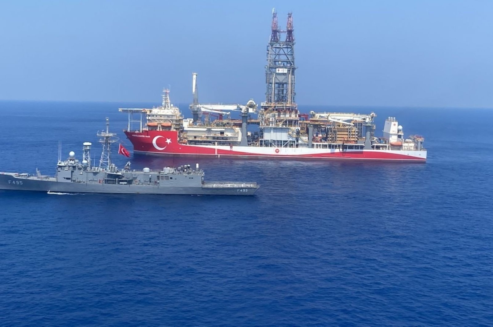 Yunanistan, Türkiye ile artan gerilimin ortasında Girit açıklarında gaz aramaya başladı