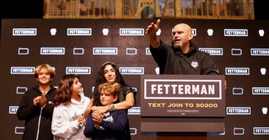 U.S. Senate candidate John Fetterman speaks alongside his family during his 2022 U.S. midterm elections night party, Pittsburgh, Pennsylvania, U.S., Nov. 9, 2022. (Reuters Photo)