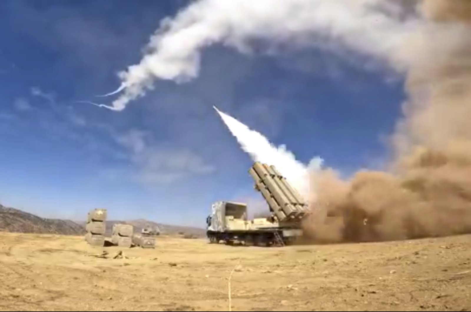 Iran mengklaim telah mengembangkan rudal hipersonik