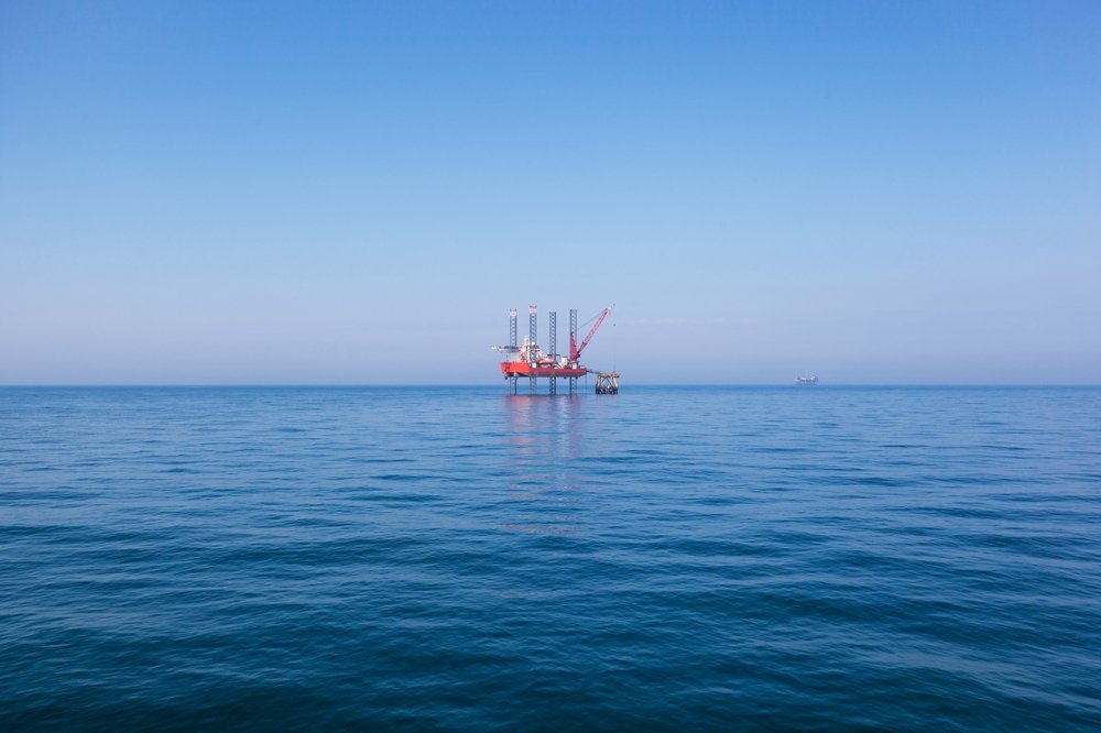An oil platform off the shores of Mozambique. (Shutterstock Photo)
