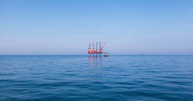 An oil platform off the shores of Mozambique. (Shutterstock Photo)