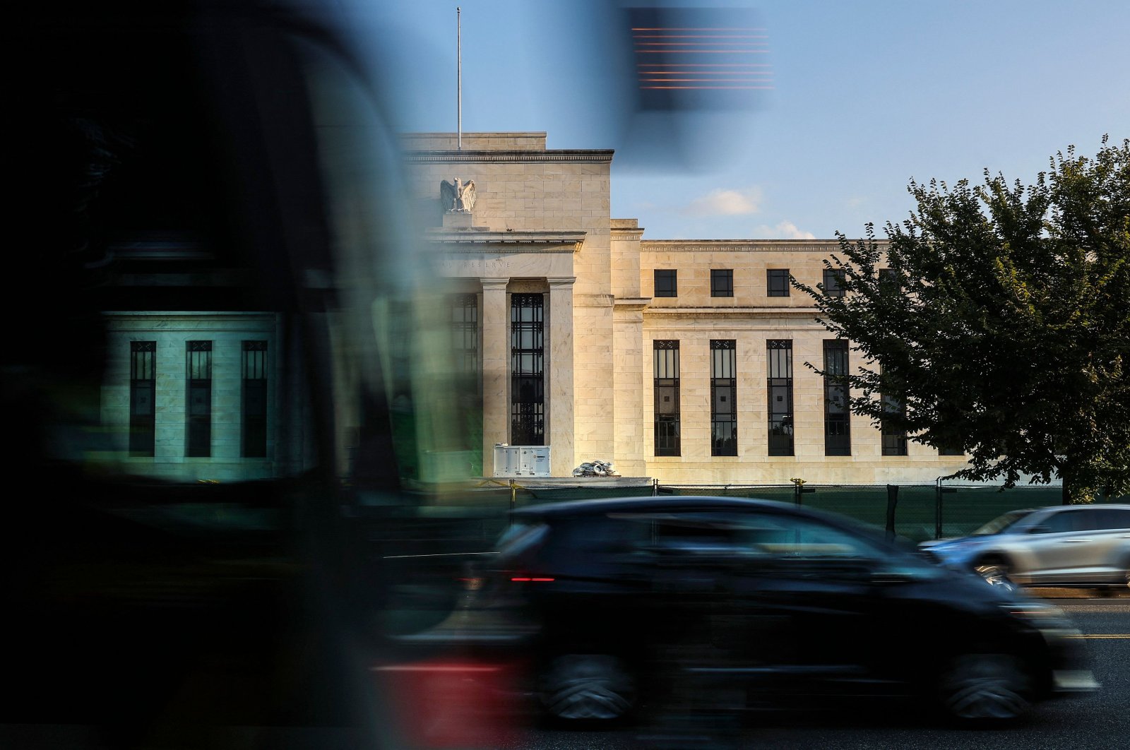 Fed anticipates to slow rate hikes ‘soon’